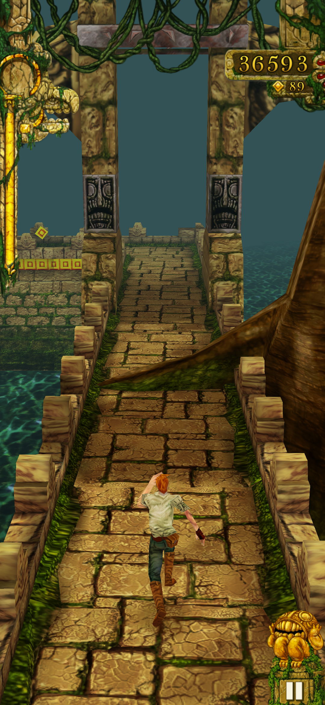 Temple Run mod apk screenshot 1